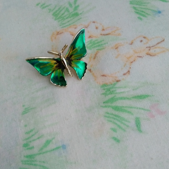 🌙🦋Vintage Butterfly Pin Trio - Picture 3 of 12
